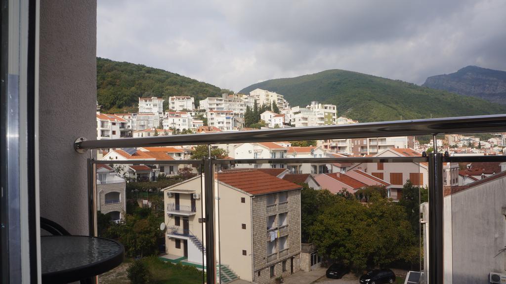 בודווה Apartments Lora Bokeljske Brigade מראה חיצוני תמונה