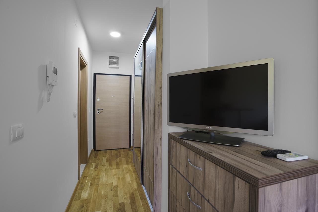 בודווה Apartments Lora Bokeljske Brigade מראה חיצוני תמונה